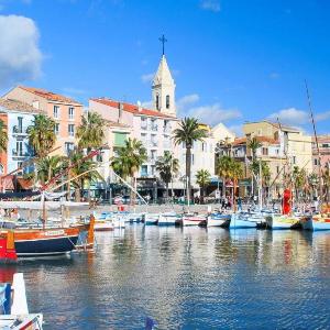 Charming studio with balcony in Sanary-sur-Mer