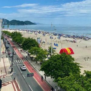Frente Mar com Churrasqueira 03 Dorm.