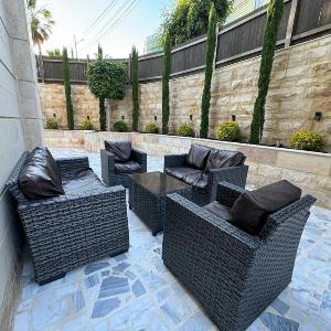 2 En-suite Rooms Central & Garden Terrace