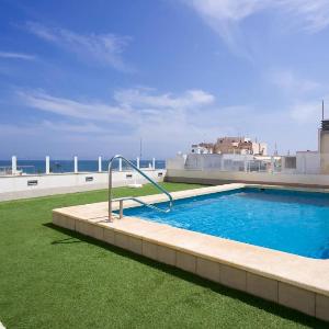 rentafive - Terraza- Piscina - 2 min Playa