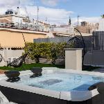 Acropolis View Rooftop Garden & Jacuzzi Athens 