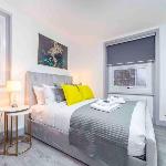 Modern and spacious duplex in Earls Court