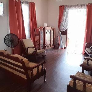 CozyGetAway- US Embassy MedPlus 10 mins away