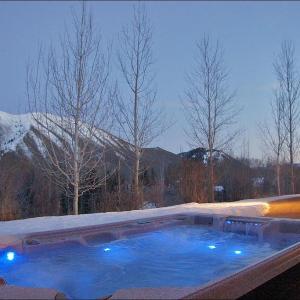 Game Room Outdoor Hot Tub Two Kitchens Perfect For Large Families
