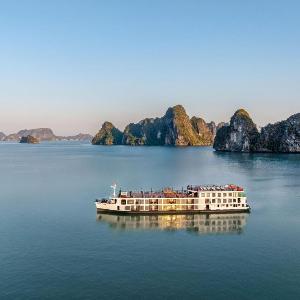 Indochine Grand Lan Ha Bay
