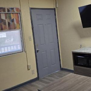 Quality Inn & Suites East Point - Atlanta Area