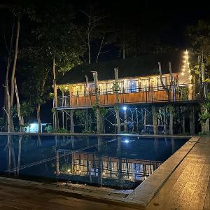 M Room Villa