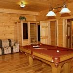 Honey Bear Hideaway