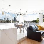 Perfect Located 2-Bed with Spacious Balcony & BBQ