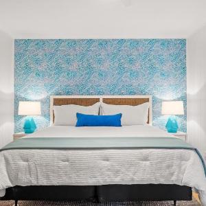 Beach Nest 3 Stylish Condo 2Min Walk to Beach