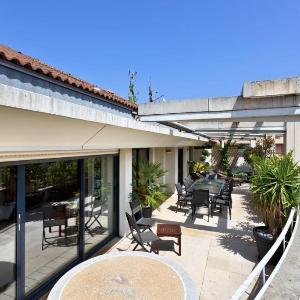 REF 823 - Cannes Center - Duplex apartment for rent
