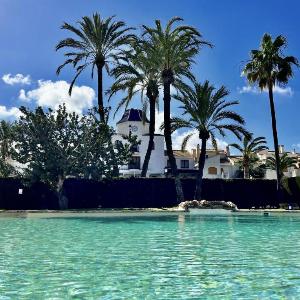 Stay in Costa Hispania