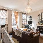 Stylish 1-bed with a Roof Terrace 