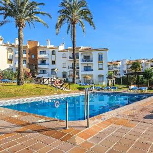 600 metre walk to the beach Riviera del Sol