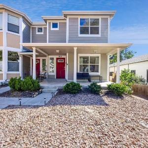 Downtown Cozy retreat