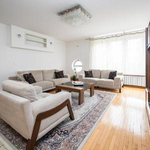 Spacious & Modern Apartment in the City Centre