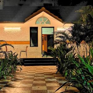 OCEAN PEARL BEACH VILLA & RETREAT