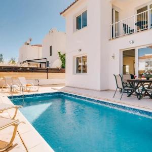 3BR Villa with Private Pool - Karisa by Premier
