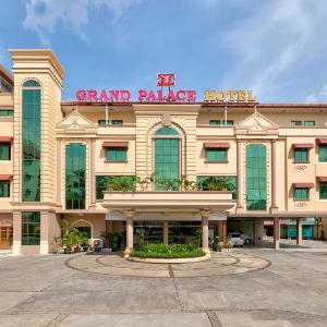 Grand Palace Hotel