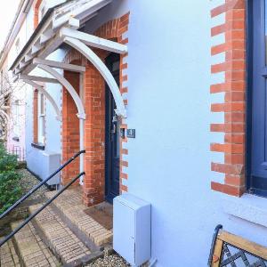 4 Alma Terrace
