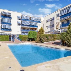 Lovely Apartment In Torre Del Mar