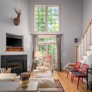 Adventure Awaits - Family Home