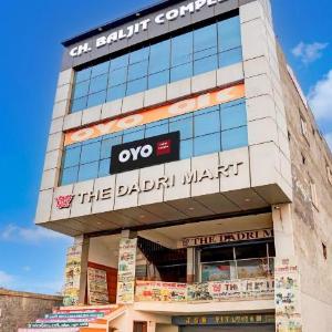 Hotel O Baljeet Complax
