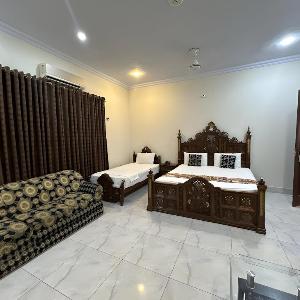 Five Star Inn Guest House
