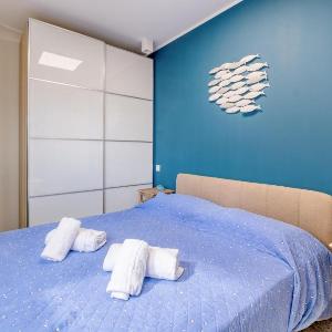 Rives d'Azur Apt with Sea View Terrace - Happy Rentals