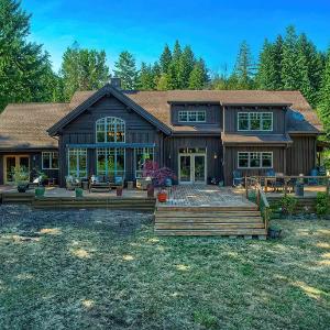 M-Hill Lodge Stevenson 98