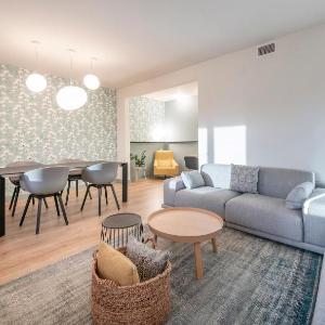 Central One bedroom apartment You Stylish Apartments