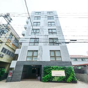 LACER OKINAWA NAHA TOMARIPORT