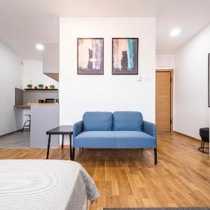 Modern Bright Studio-Free private parking-Fast Wi-Fi