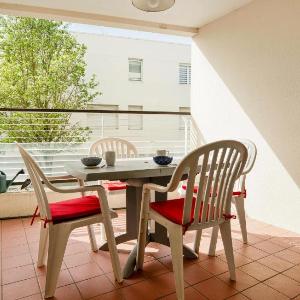 Nice Apartment In La Rochelle With Wifi