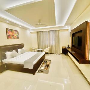 Ayansh Klyde Inn Lucknow