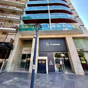 Departamento Frente al Patio Olmos Shopping