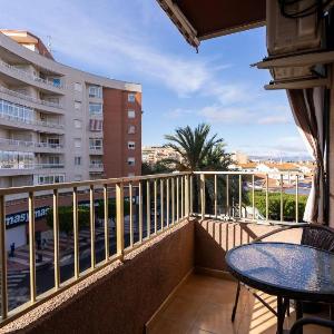 rentafive - Centro - A/C - Balcón