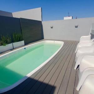 Apartamento sobre Av Cordoba