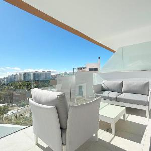 Estepona Town Luxury Apartment PLUTO