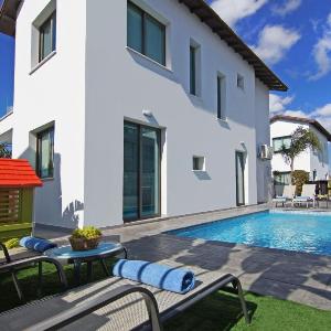 Villa Jasmin - 4Bed with Private Pool