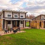 Valley View Resort Cabin #1 1-Bed Modern-Luxury with Hot Tub in Canaan Valley WV