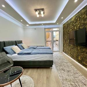 City Center - Superior Studio with Balcony