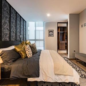 Urban Elegance Apartment with Balcony Views