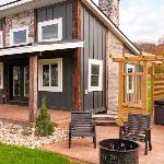Valley View Resort Cabin #3 1-Bed Modern-Luxury with Hot Tub in Canaan Valley WV