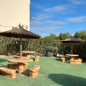 La Florida Apartment Near Emerald Isle Complex