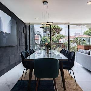 Stylish Polanco Stay Best for Groups w/ Workspace
