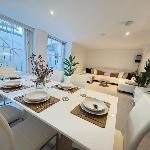 Sophisticated 2 Bed Apartment Hyde Park 