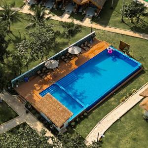Casa Verde Cliff Resort & Spa
