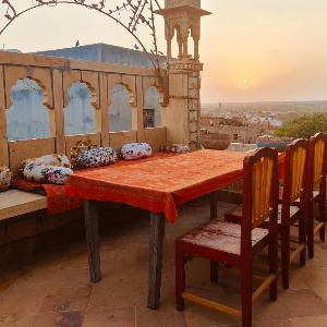 Nomadic Backpackers Hostel