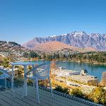 Spectacular VIEWS 2 Bedrooms & BIG DECK Queenstown